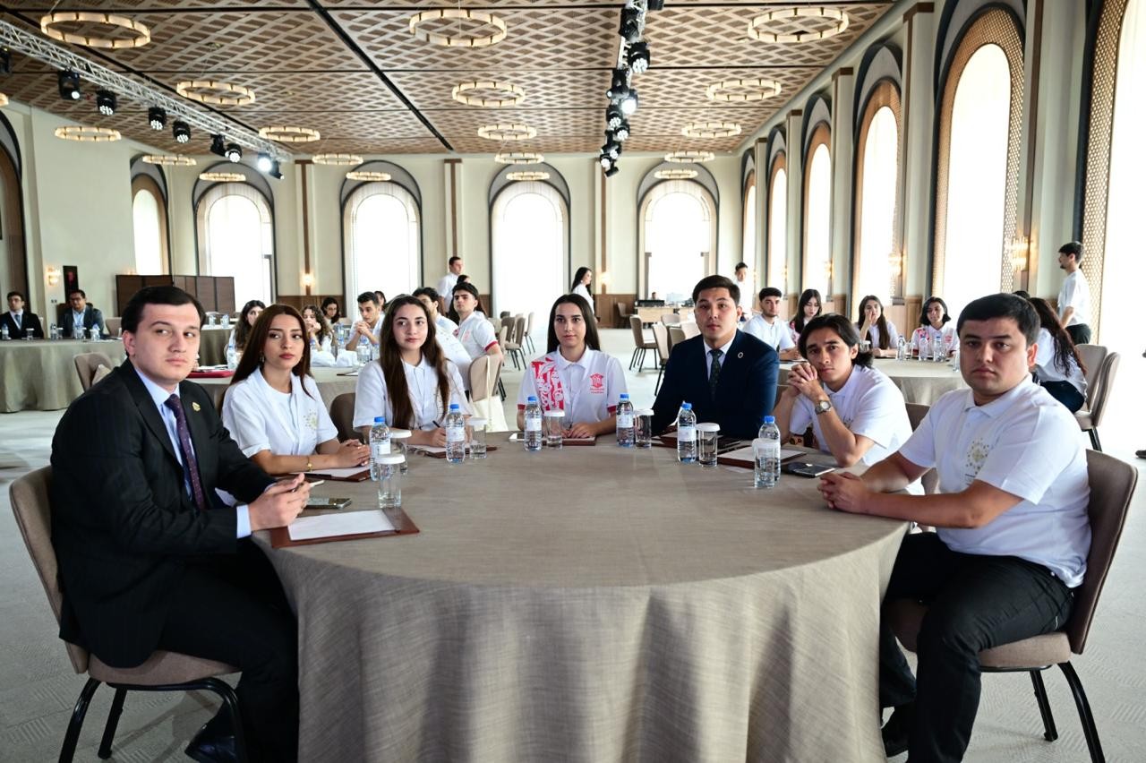 Laçında "Mədəni və yaradıcı sənayelərdə gənclər dalğası” mövzusunda panel müzakirə keçirildi - FOTOLAR